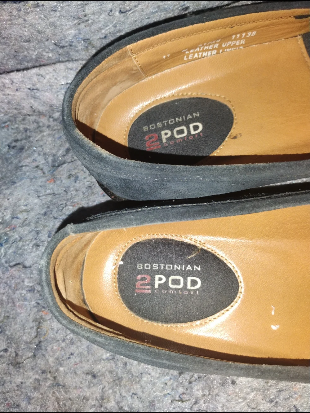 Bostonian Men's Suede Loafers in Gray